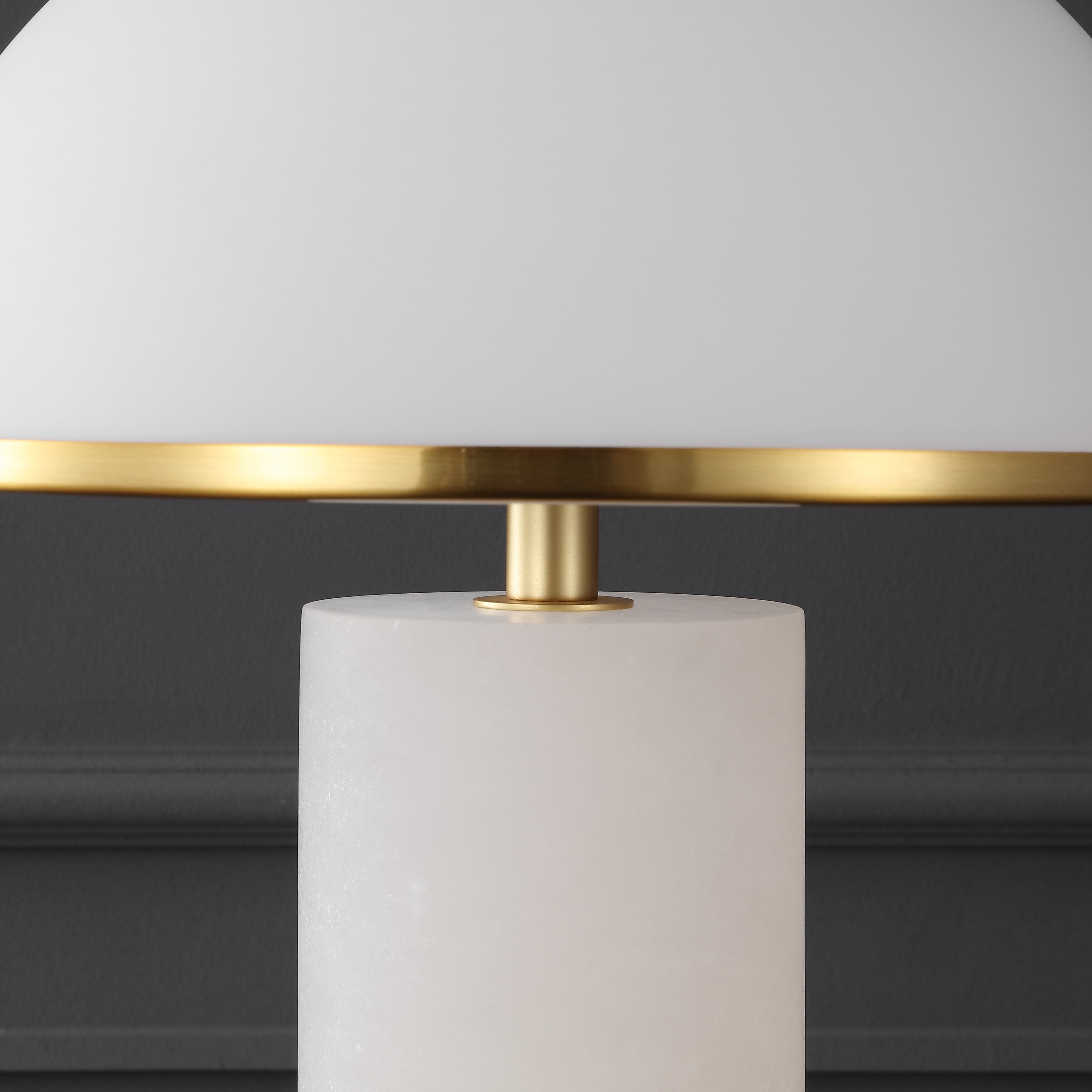 IZABEL ALABASTER TABLE LAMP