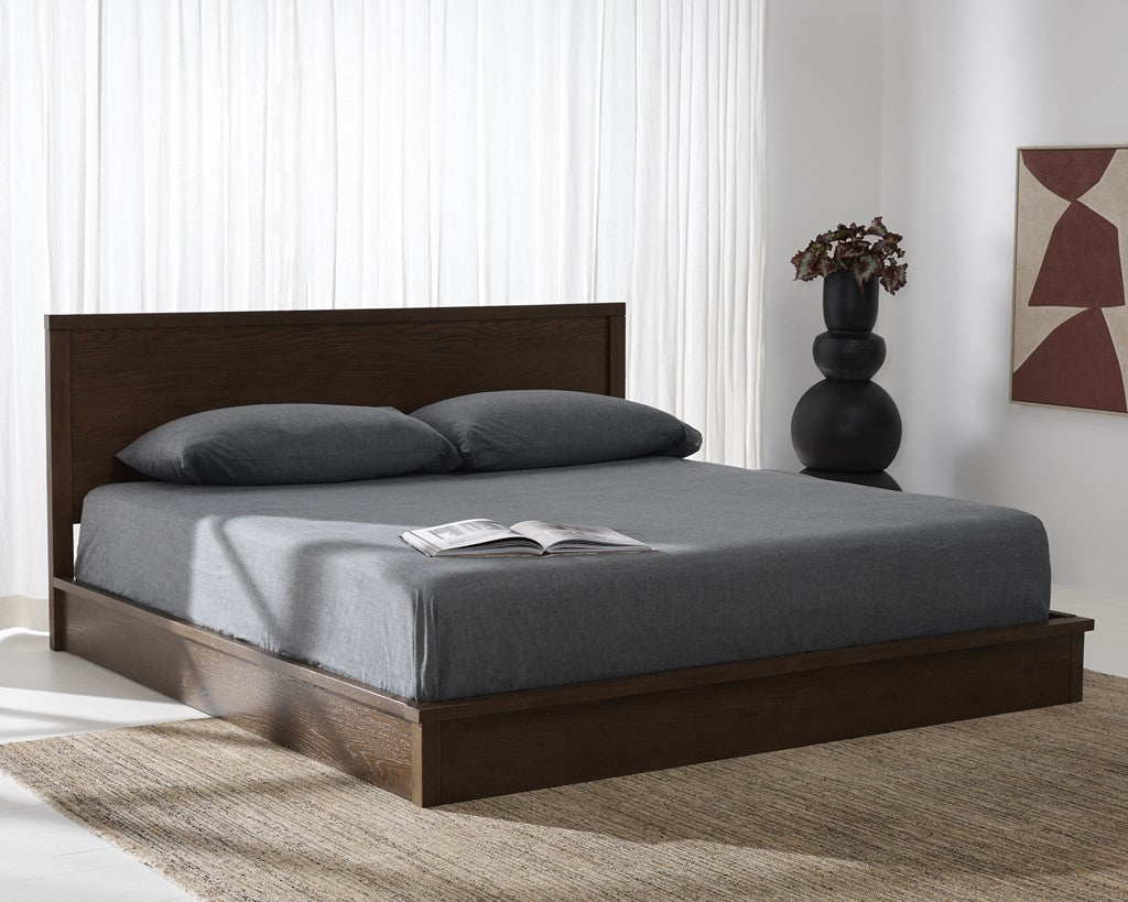 DEIRDRA WOOD BED